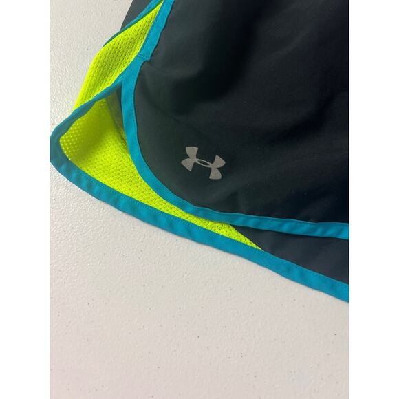 Under Armour Running Shorts Women - Picture 2 of 7